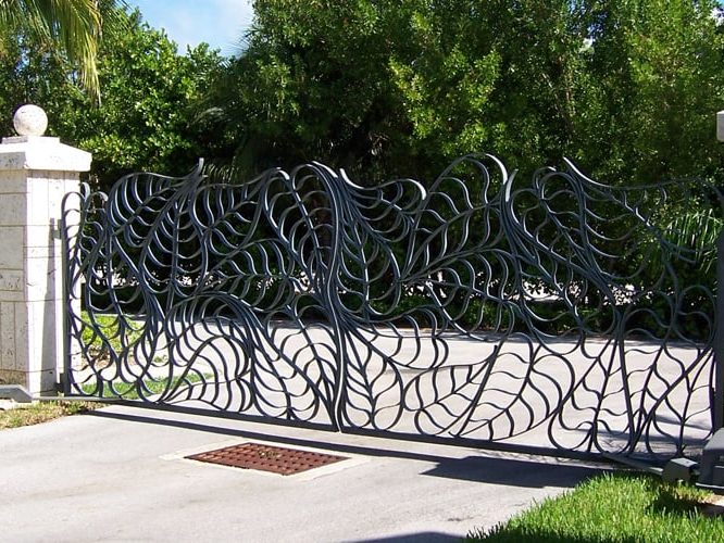 Squiggly Gate Inside View